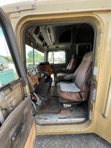 1997 International 9200 SBA Cab