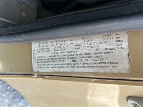 1997 International 9200 SBA Cab