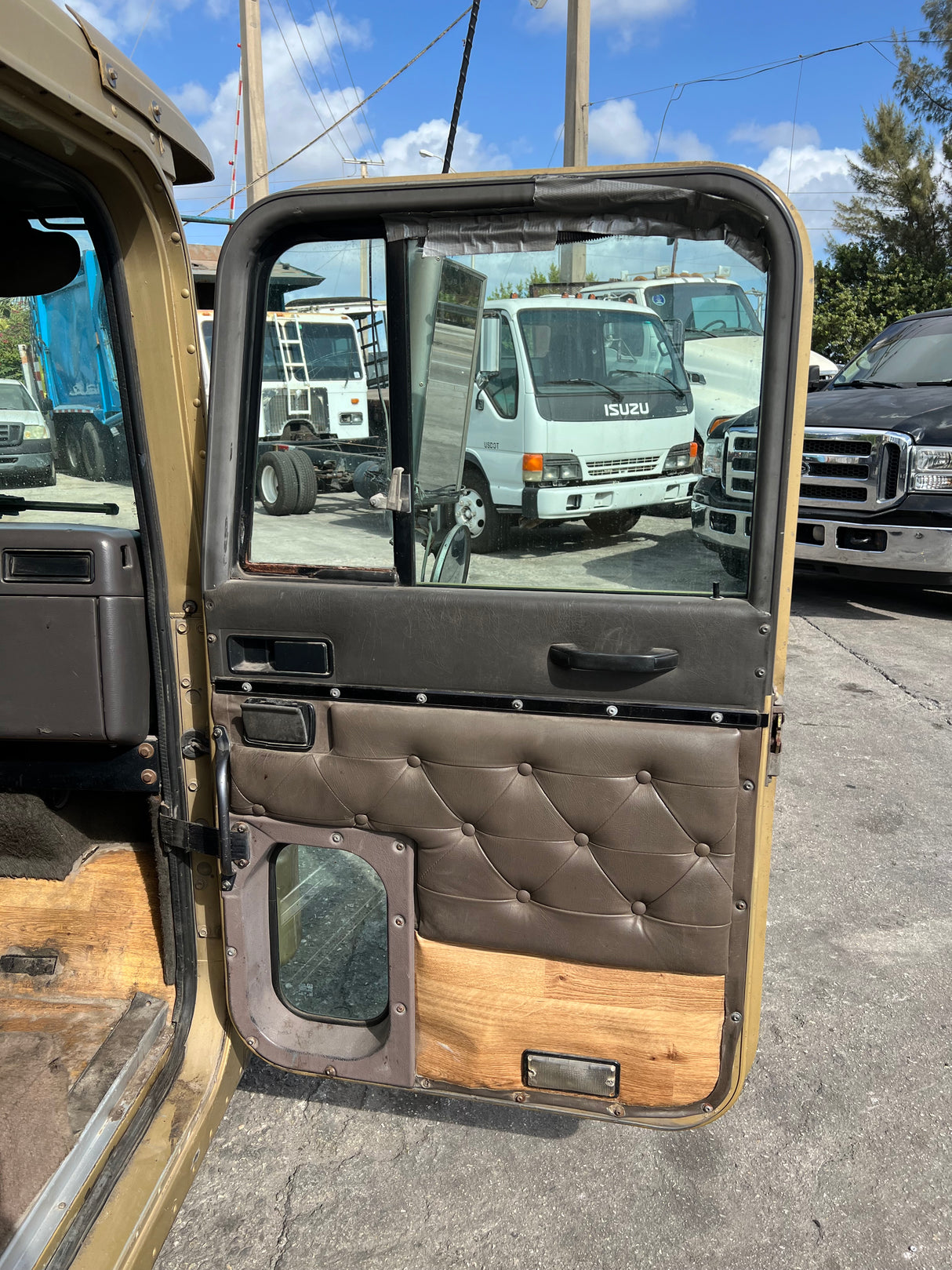 1997 International 9200 SBA Cab