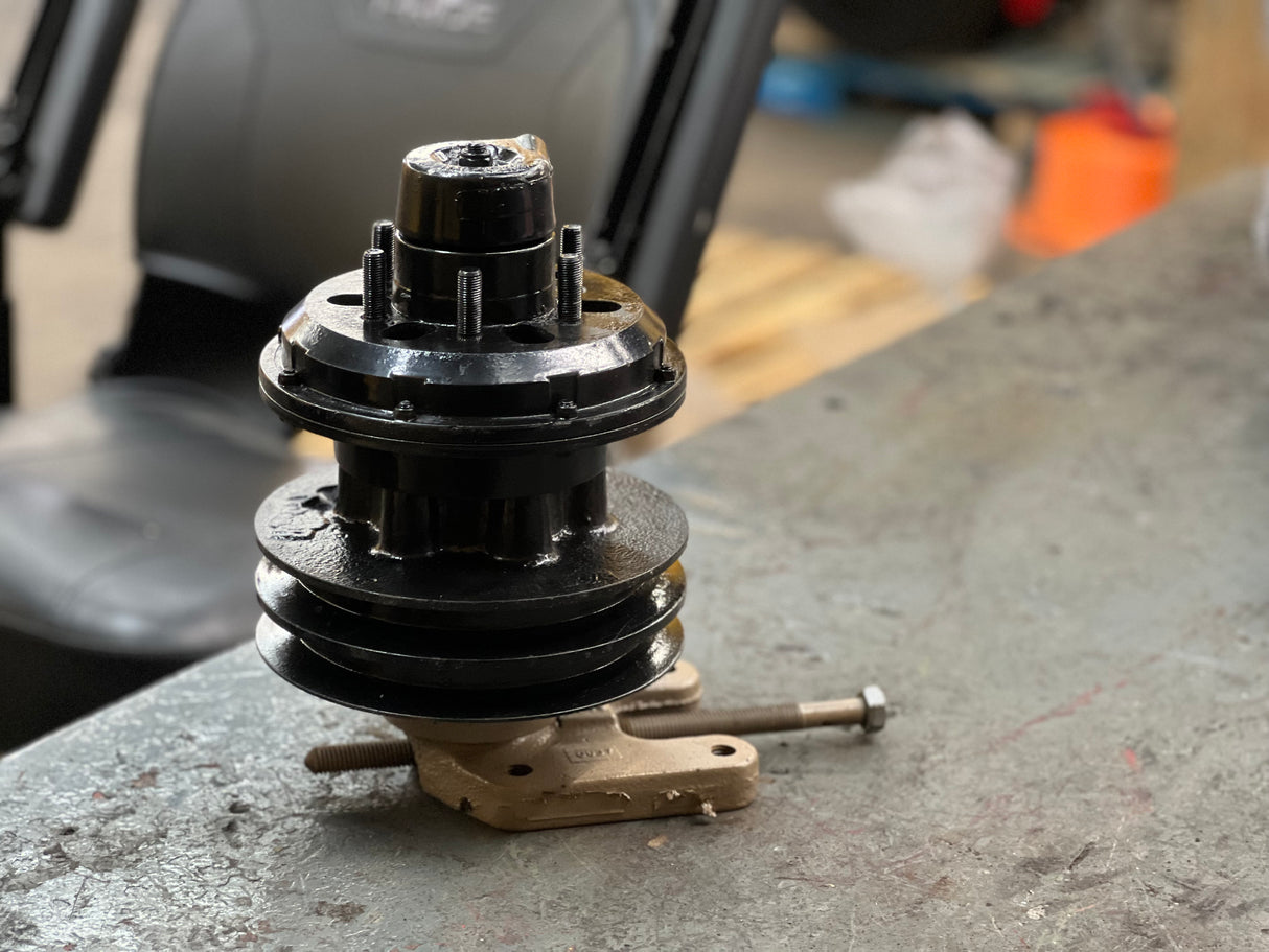 Cummins DynAir Fan Hub Assembly w/ Adjustable Bracket For Sale, Pulley Part # 80635, Base Part # 39513