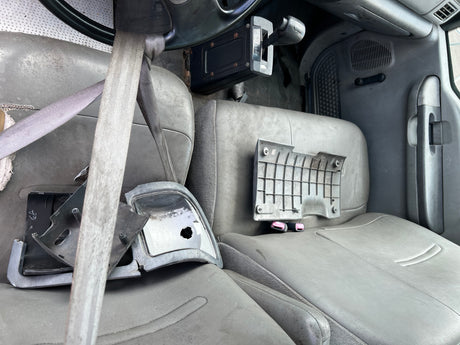 2005 FORD F750 F SERIES SUPER DUTY CAB SHELL FOR SALE