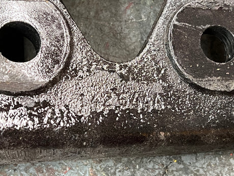 Caterpillar Rear Engine Mount 14264AA For Sale