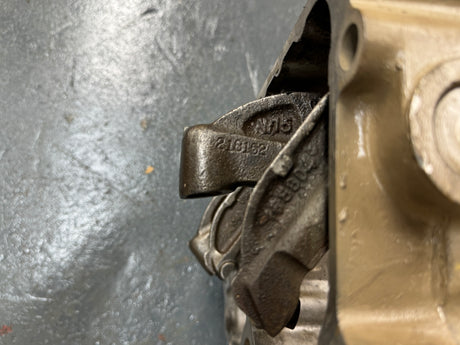 Cummins NT855 Diesel Engine Rocker Arm 218152 & Housing 3007242 For Sale