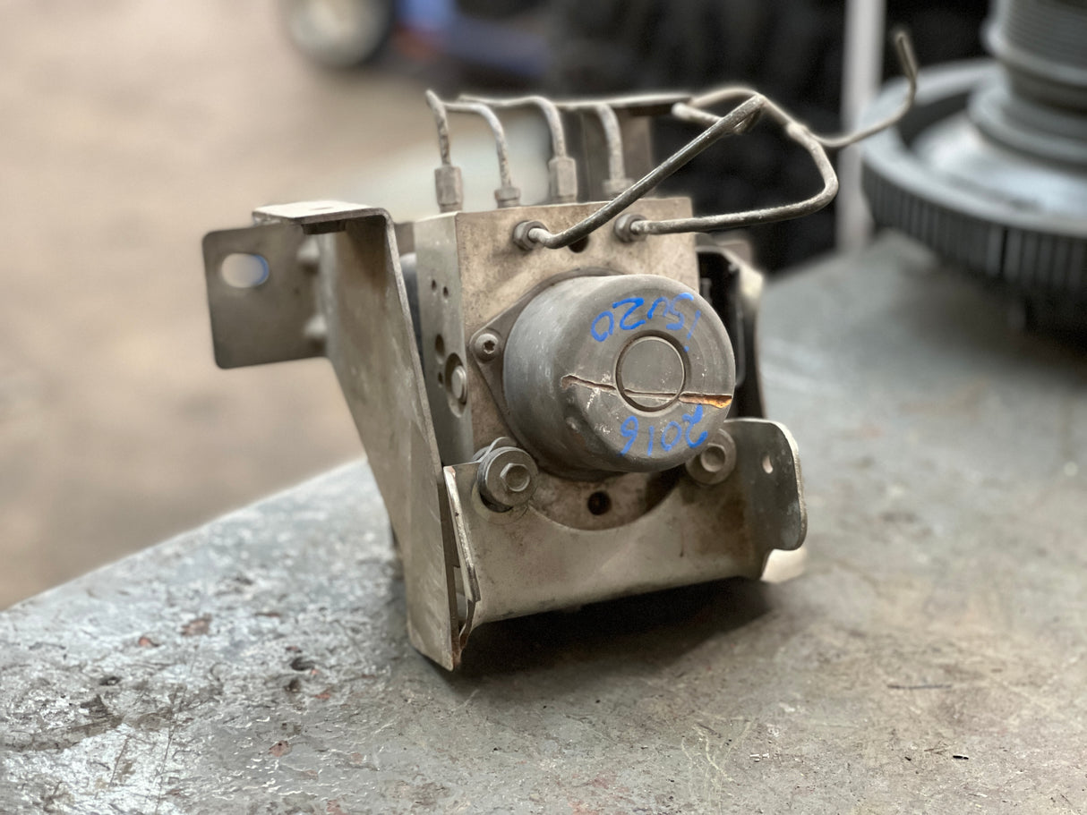 ADVICS Anti-Brake System (ABS) 898321036 133800-2430 For Sale
