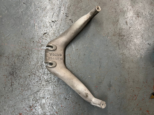 Cummins ISX Volvo Radiator Shroud Support Bracket Part # 20448719