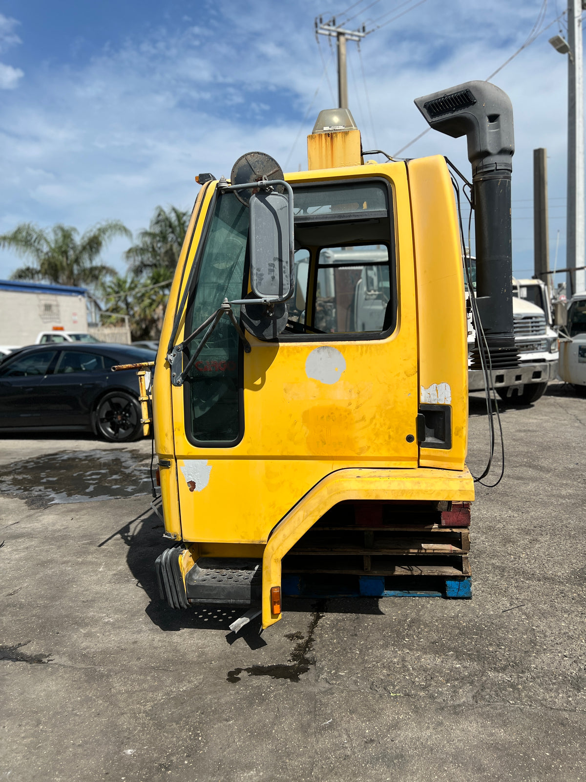 1995 Ford CF8000 Cargo Series CAB Shell For Sale