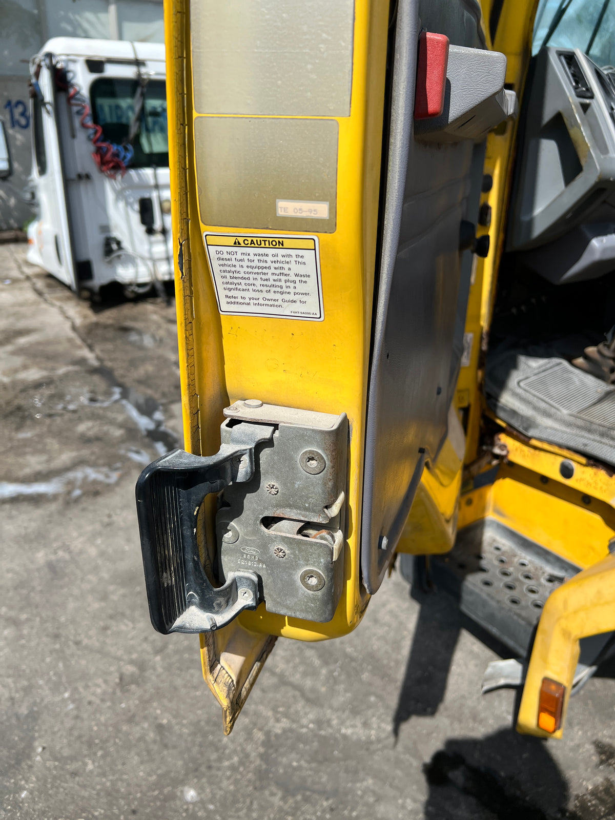 1995 Ford CF8000 Cargo Series CAB Shell For Sale