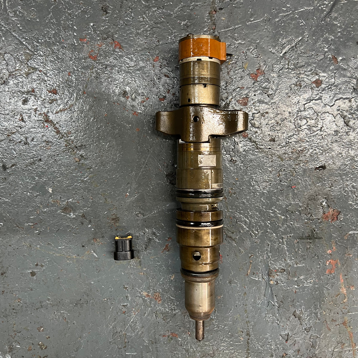 Caterpillar C7 Engine HEUI(TM) Fuel Injector 241-3238 – CA Truck Parts ...