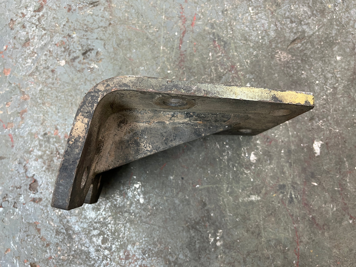 Peterbilt Driver’s Side Rear Engine Support Mount 05-18695L For Sale, 6-Bolt Hole Bracket Design