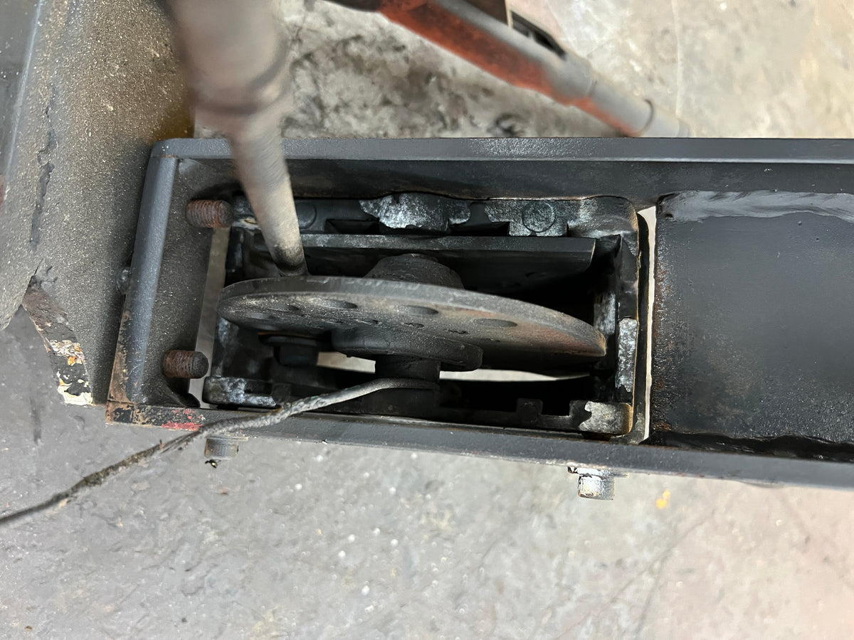 Mechanical Floor Mounted Parking Brake Assembly For Sale