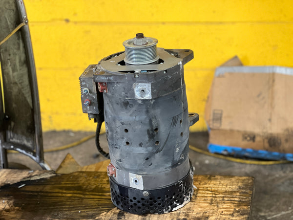 2009 OEM C.E Niehoff & Co Alternator 76761-N324 , 28V, 570AMP For Sale