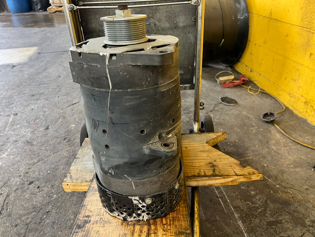 2009 OEM C.E Niehoff & Co Alternator 76761-N324 , 28V, 570AMP For Sale