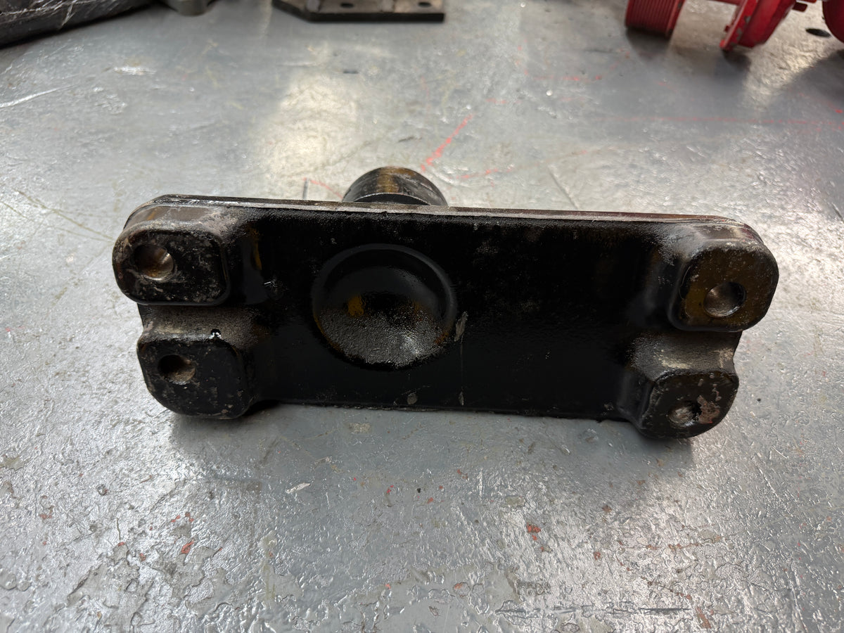 Ford E7HT5086EB Rear Engine Mounts for Cummins M11 For Sale