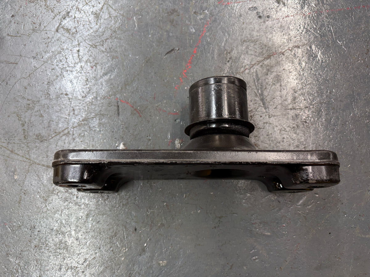 Ford E7HT5086EB Rear Engine Mounts for Cummins M11 For Sale