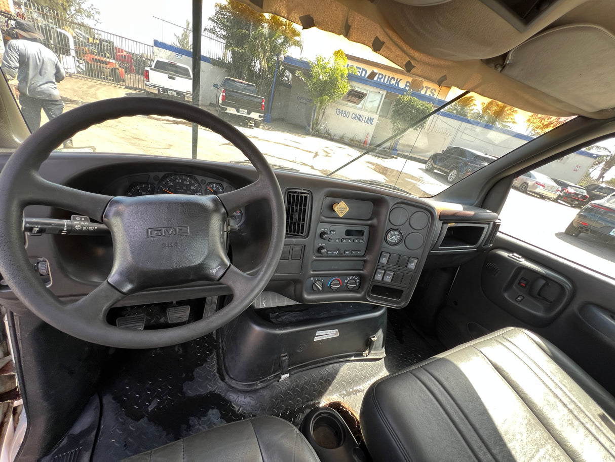 2005 GMC C7500 Conventional Cab