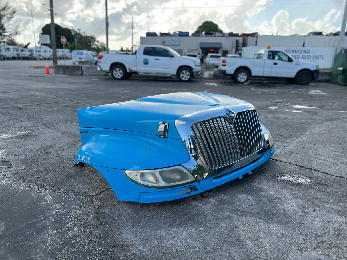 2009 International 4400 SBA HOOD