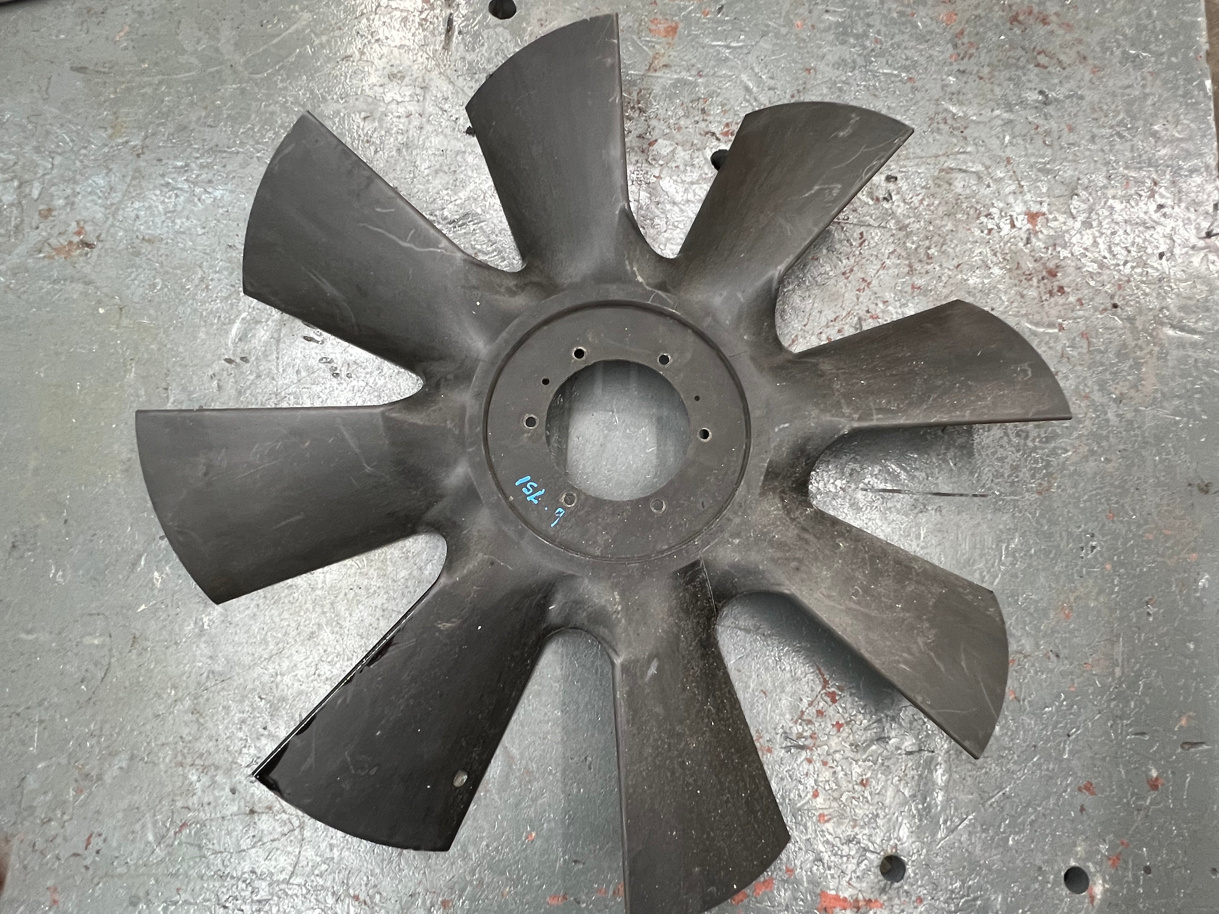 Cummins ISL9 Horton Fan Blade PA6-GF33, 30 Inches, 8 Blades – CA