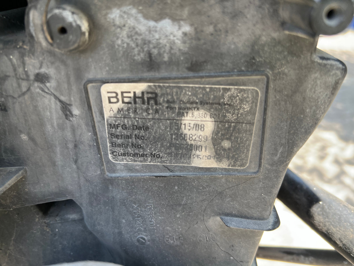 2009 International 4400 SBA CAB SET-BACK-AXLE