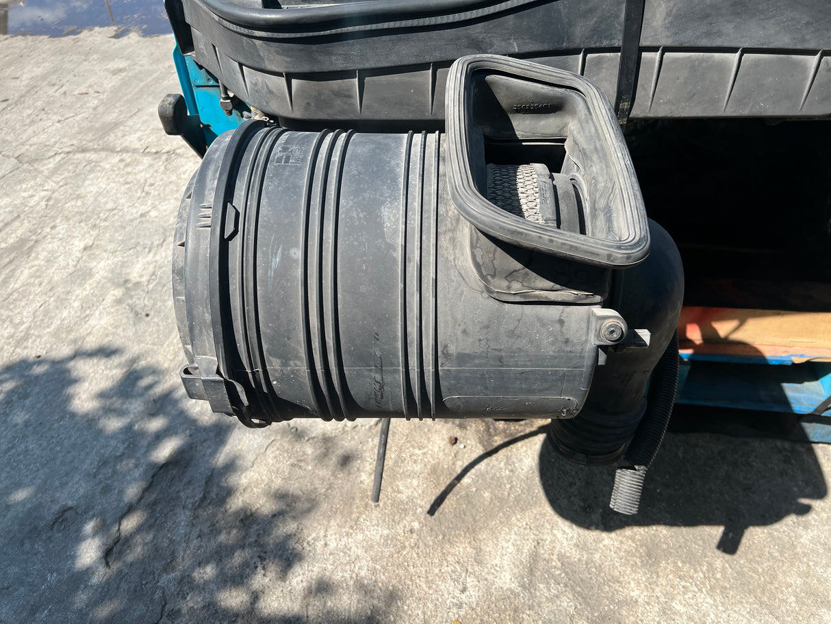 2009 International 4400 SBA CAB