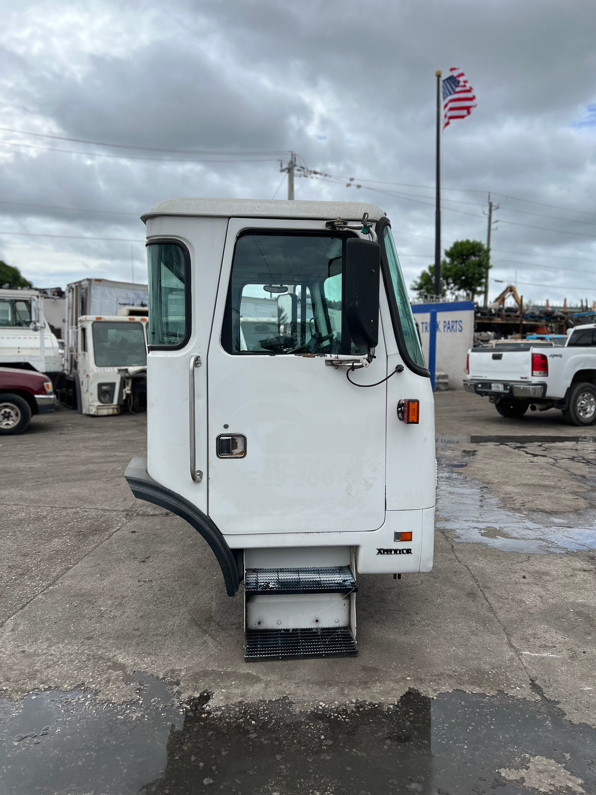 2014 AUTOCAR XPEDITOR DUAL DRIVER - L&R SIT CAB