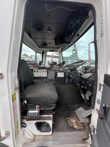 2014 AUTOCAR XPEDITOR DUAL DRIVER - L&R SIT CAB