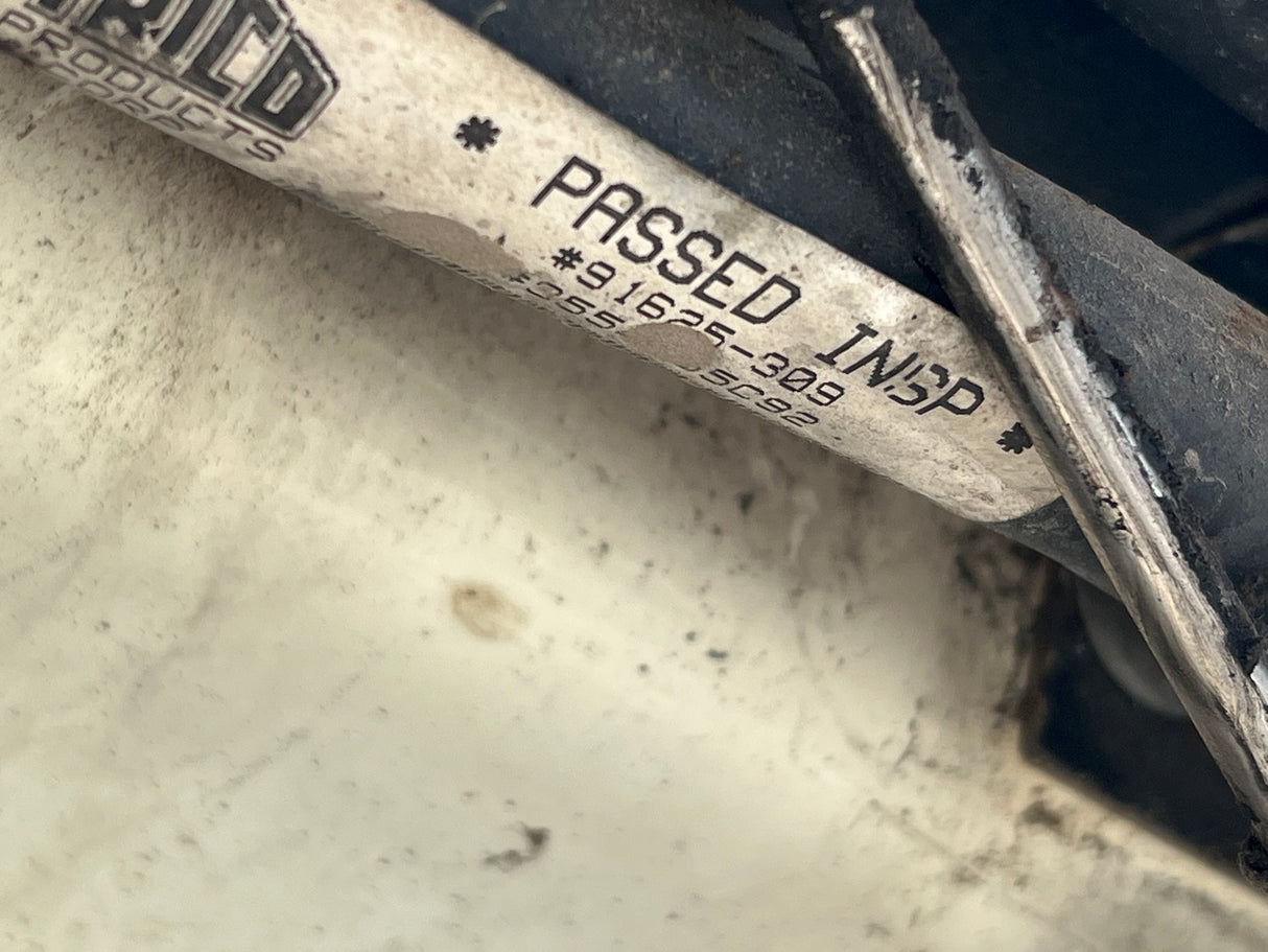 2004 International 4200 SBA - SET-BACK-AXLE Cab