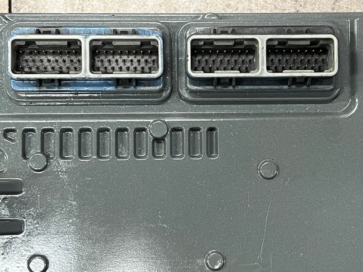 International DT466E ECM/ECU/PCU/PCM Part # 1839368C1. 1842443C97