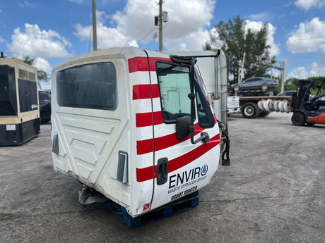 2007 International 7400 SFA Cab for Sale