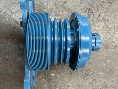 1997 Caterpillar 3406 Borg Warner Fan Clutch 1090-096500-01, Mounting Base 43235, Pulley 42971