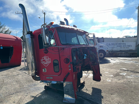 1999 Freightliner Classic XL CAB