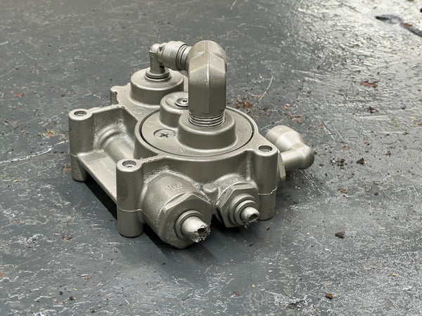 Venture TRK192 フルブリード トラック 5.6インチ Bendix 802926 TP-5 Tractor Protection Valve Part # 5016833 – CA