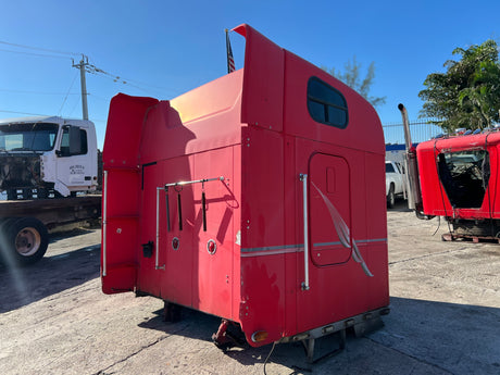 1999 FREIGHTLINER CLASSIC XL LONG CONVENTIONAL CAB SLEEPER