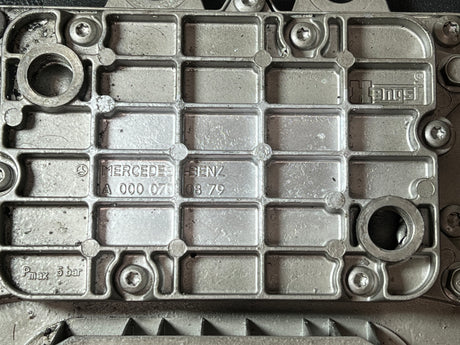 Mercedes OM460LA Engine Control Module (ECM) A 000 070 08 79