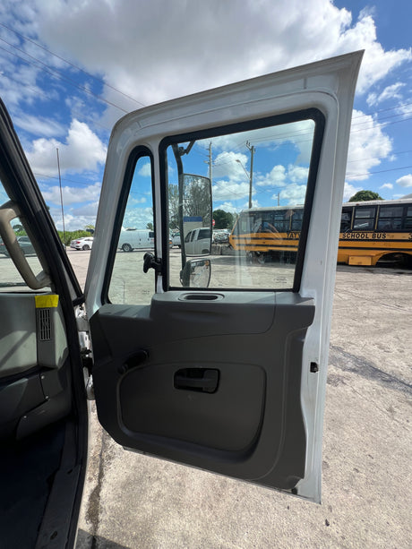 2013 International DuraStar 4300 CAB Shell