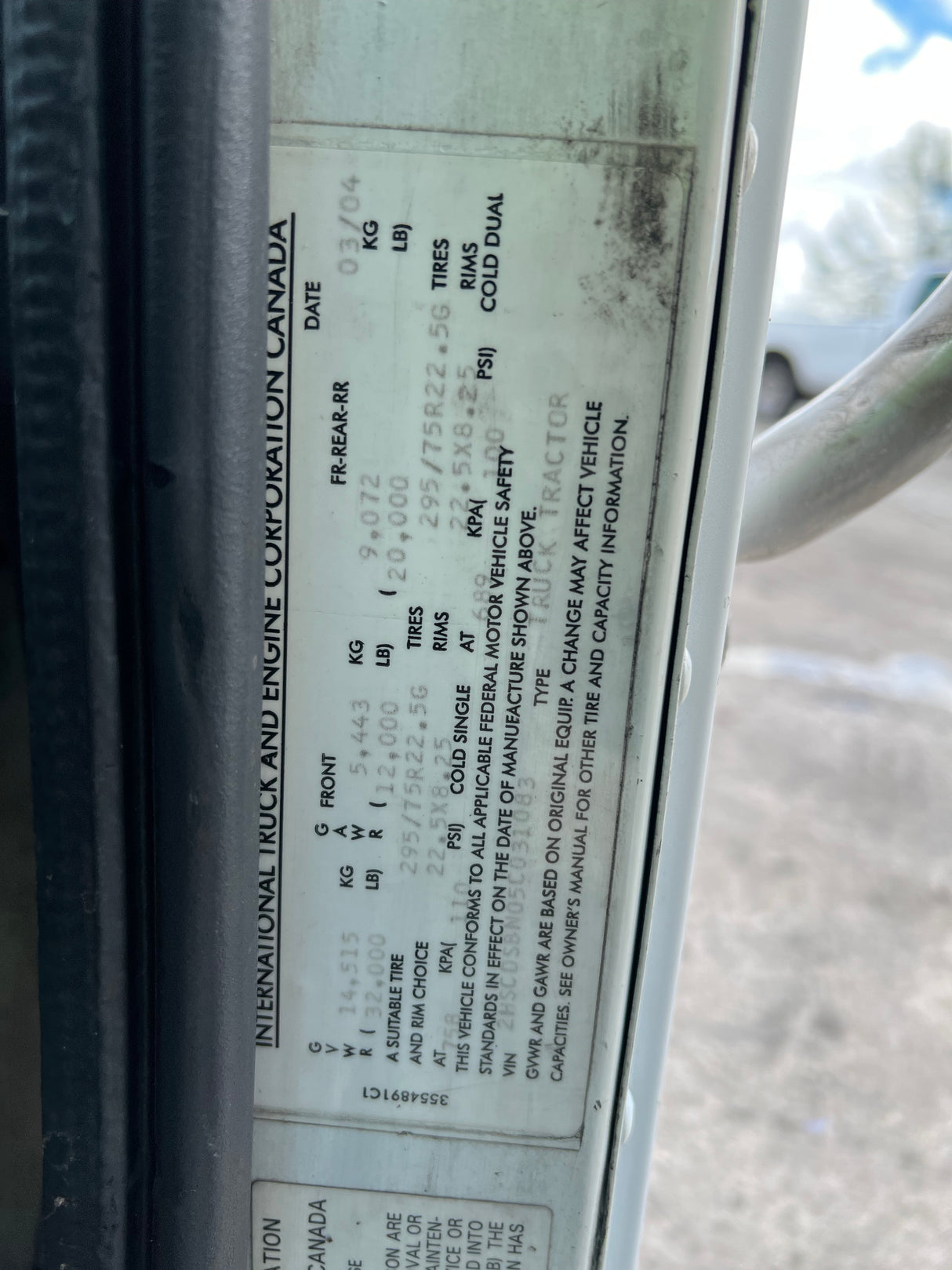 2005 International 9200i CAB Shell