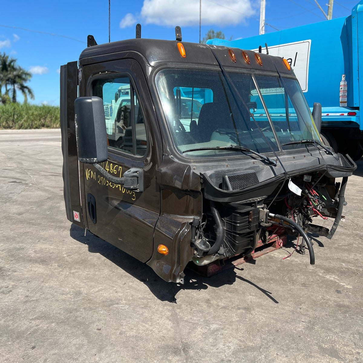 2014 Freightliner Cascadia 113 CAB Shell For Sale – CA Truck Parts, Inc.