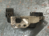 2006 Volvo Accelerator Pedal 133667