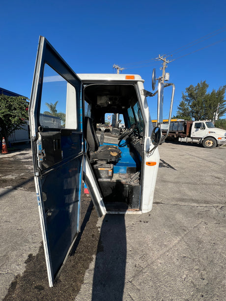 2007 Mack LE613 Forward Low Cab, 600 Series