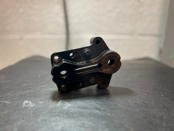 Cummins ISB 5.9L BorgWarner 1208-7 Electromagnetic Fan Clutch Mounting Base 3933371