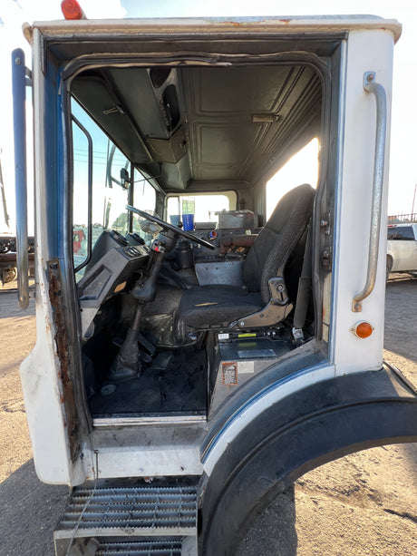 1999 Mack MR690S Forward Low CAB Shell