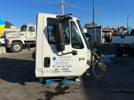 2004 International 8600 CAB For Sale