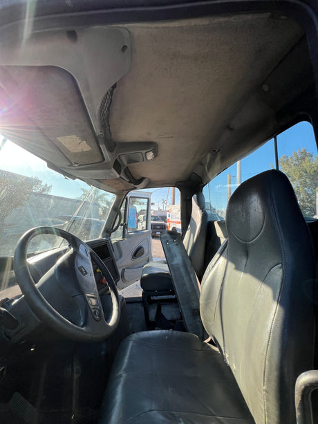 2004 International 8600 CAB For Sale