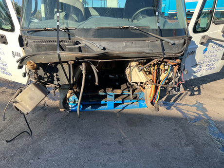 2004 International 8600 CAB For Sale