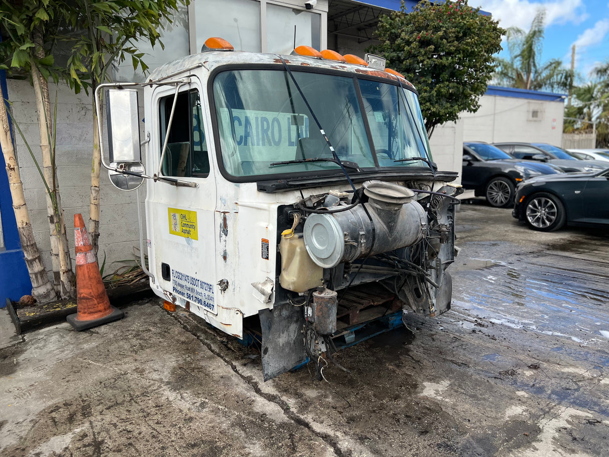 1995 Mack CH613 Conventional CAB Shell For Sale