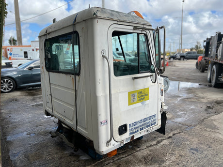 1995 Mack CH613 Conventional CAB Shell For Sale