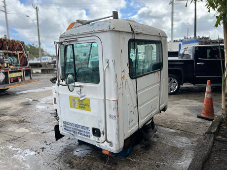 1995 Mack CH613 Conventional CAB Shell For Sale
