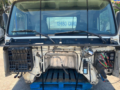 2006 VOLVO VNL NEW-GENERATION CAB SHELL For Sale