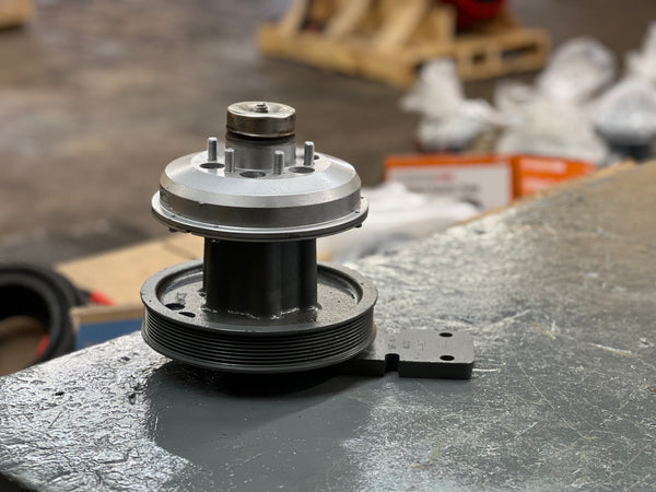 BorgWarner 1090-09500-01 Fan Clutch, Pulley P/N 44217, Base P/N 44219 For Sale