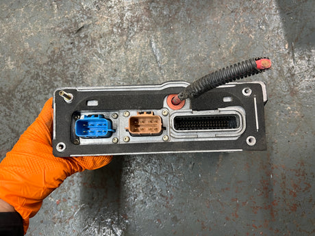 International Body Control Module (BCM) Part # 3581728C3, Pollak # 32327