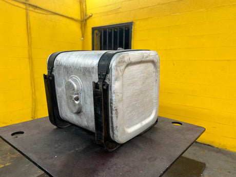 Mack D-Shape Aluminum Fuel Tank Dimensions: 34" L x 23" W x 25" H For Sale